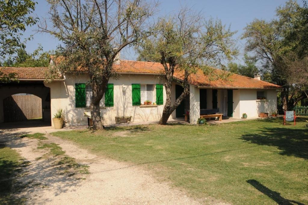 Les Mazets Du Paty Villa Albaron Exterior photo