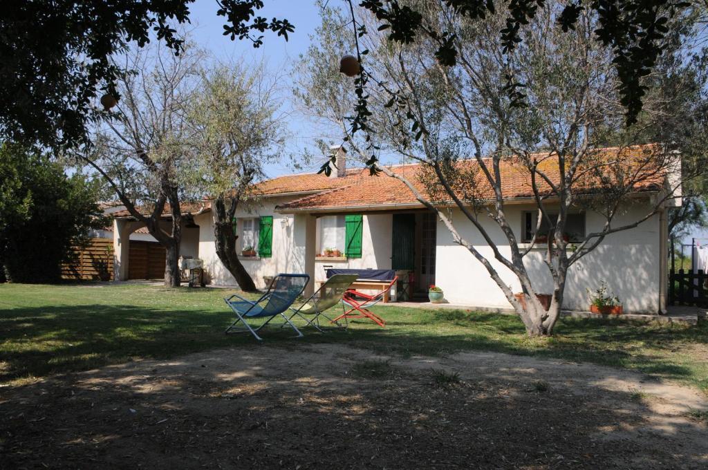 Les Mazets Du Paty Villa Albaron Exterior photo